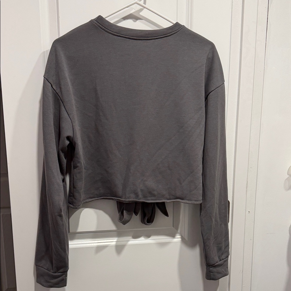 Closet clear out- Open back Yoga top